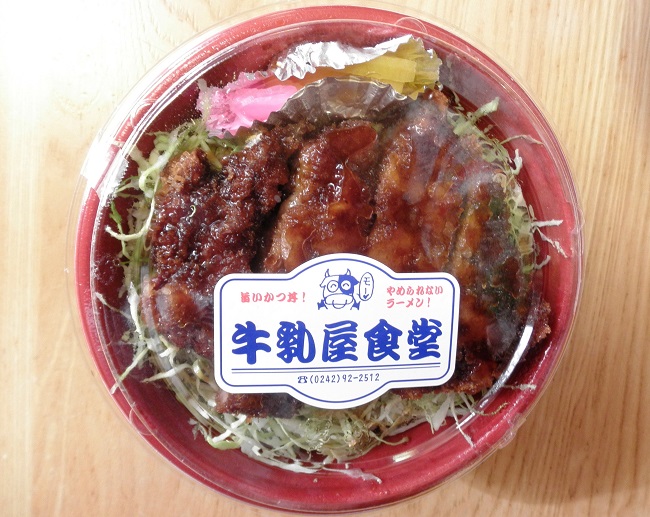 会津鉄道沿線にある”牛乳屋食堂”が作る絶品ソースカツ丼